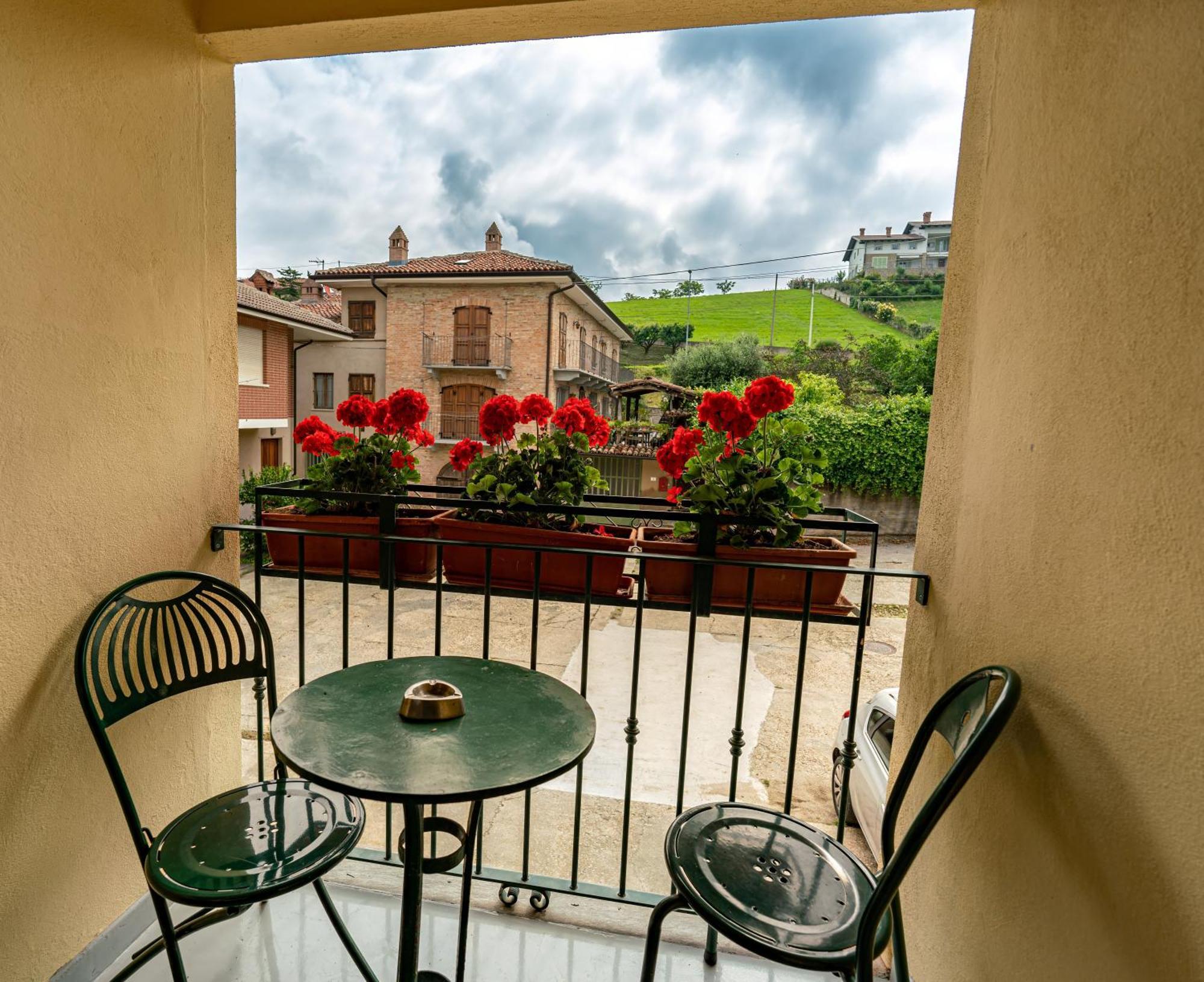 Foresteria Settevie Treiso Exterior foto
